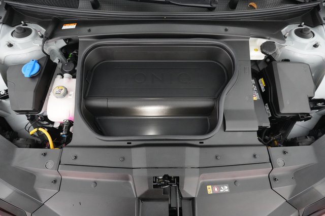 2023 Hyundai IONIQ 6 — photo 23 of 25