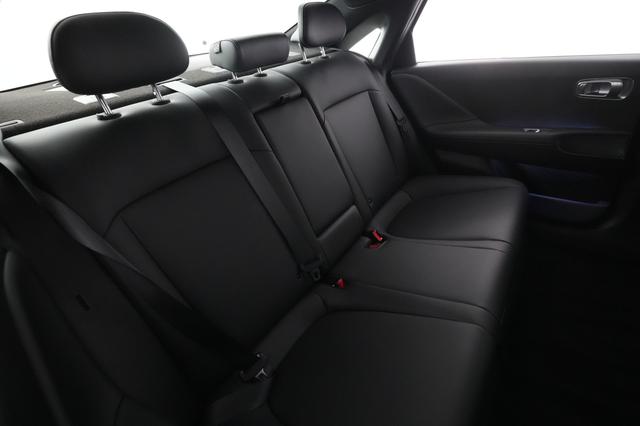 2023 Hyundai IONIQ 6 — photo 3 of 25