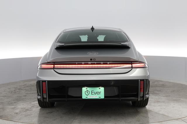 2023 Hyundai IONIQ 6 — photo 10 of 25