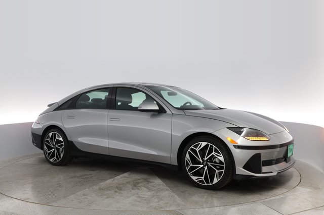 2023 Hyundai IONIQ 6 — photo 8 of 25