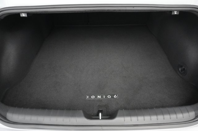 2023 Hyundai IONIQ 6 — photo 22 of 25