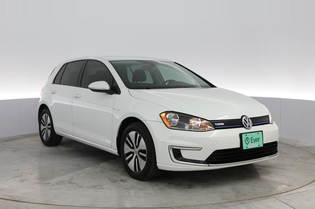 2016 Volkswagen e-Golf — photo 6 of 27