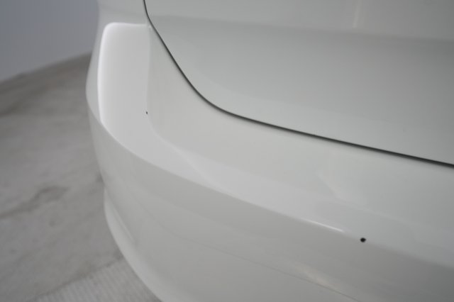 2016 Volkswagen e-Golf — photo 20 of 27