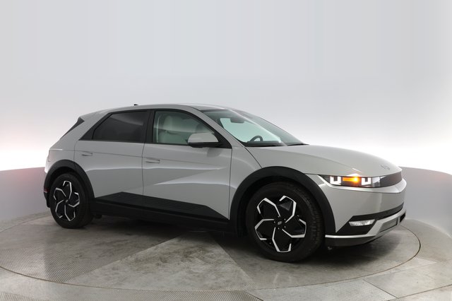 2023 Hyundai IONIQ 5 — photo 8 of 25