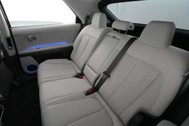 2023 Hyundai IONIQ 5 — photo 18 of 25