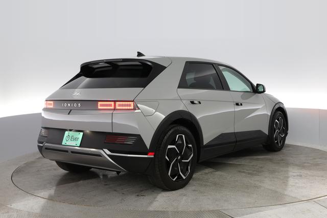 2023 Hyundai IONIQ 5 — photo 9 of 25