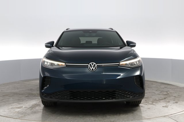 2023 Volkswagen ID.4 — photo 6 of 26