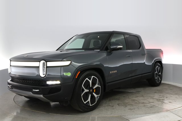 2022 Rivian R1T — VIN 7FCTGAAA8NN007854