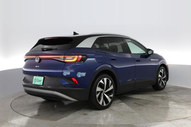 2021 Volkswagen ID.4 — photo 2 of 28
