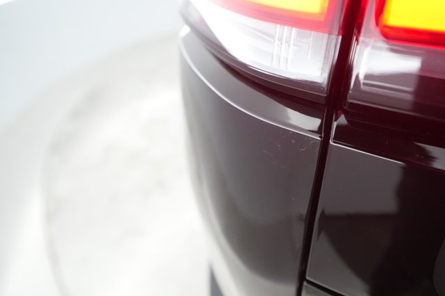 2022 Rivian R1S — photo 26 of 33