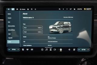 2022 Rivian R1S — photo 4 of 33