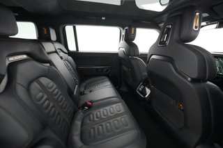 2022 Rivian R1S — photo 20 of 33