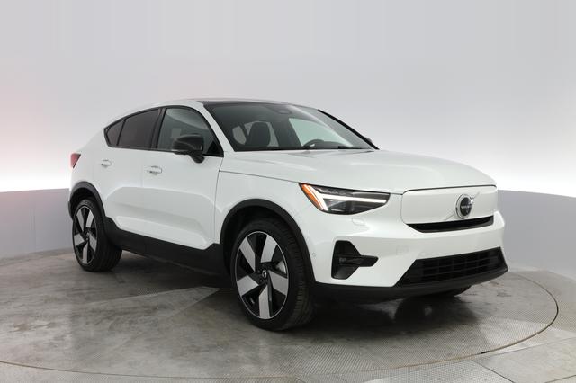 2023 Volvo C40 Recharge — photo 7 of 31