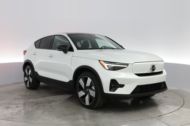 2023 Volvo C40 Recharge — photo 7 of 31