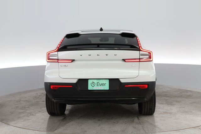 2023 Volvo C40 Recharge — photo 10 of 31