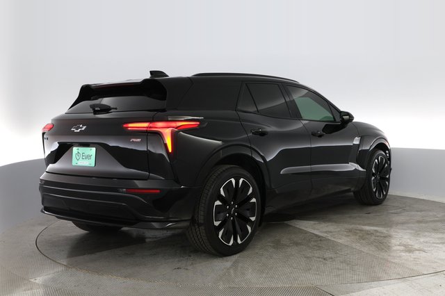 2024 Chevrolet Blazer EV — photo 9 of 40