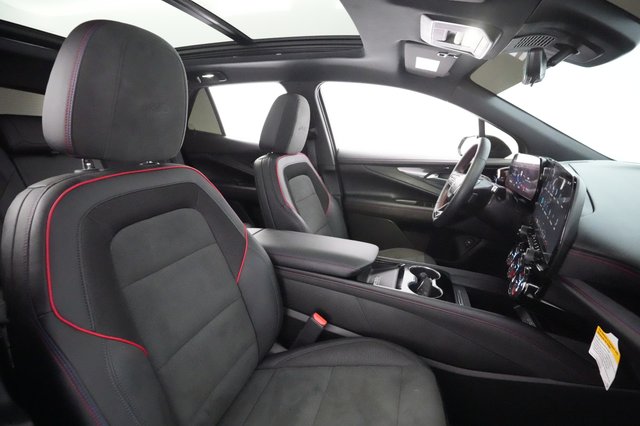 2024 Chevrolet Blazer EV — photo 19 of 40
