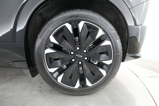 2024 Chevrolet Blazer EV — photo 14 of 40