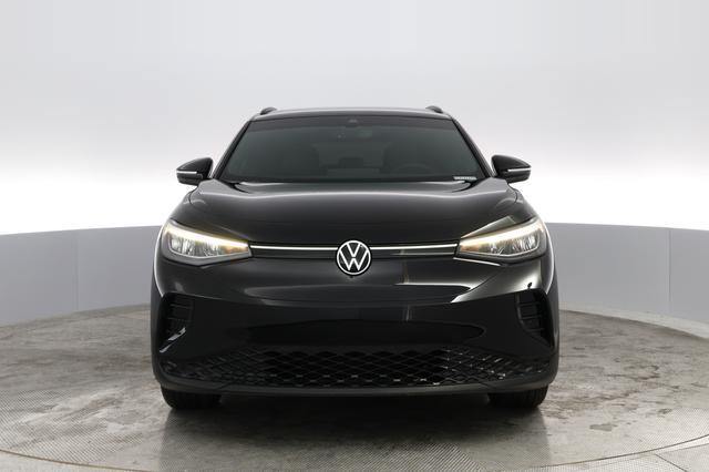 2023 Volkswagen ID.4 — photo 4 of 21