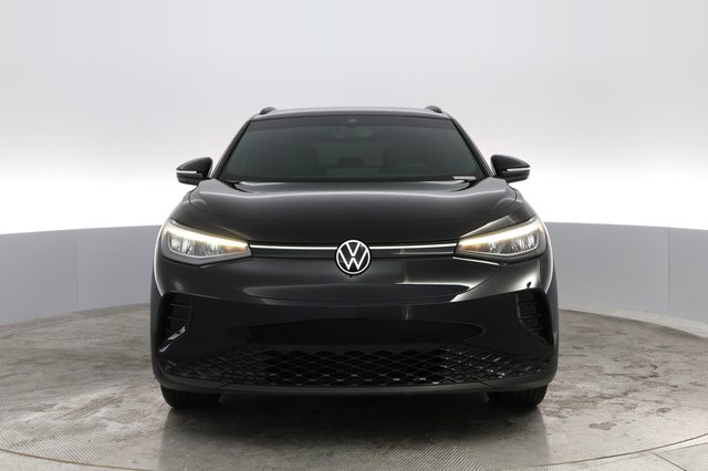 2023 Volkswagen ID.4 — photo 4 of 21