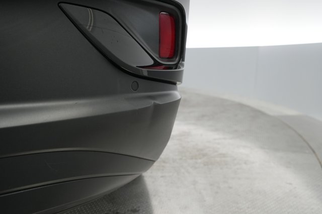 2023 Volkswagen ID.4 — photo 22 of 24