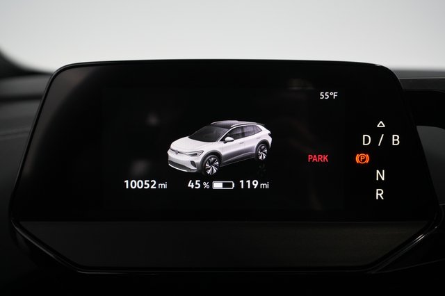 2023 Volkswagen ID.4 — photo 4 of 24