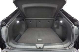 2023 Volkswagen ID.4 — photo 19 of 24