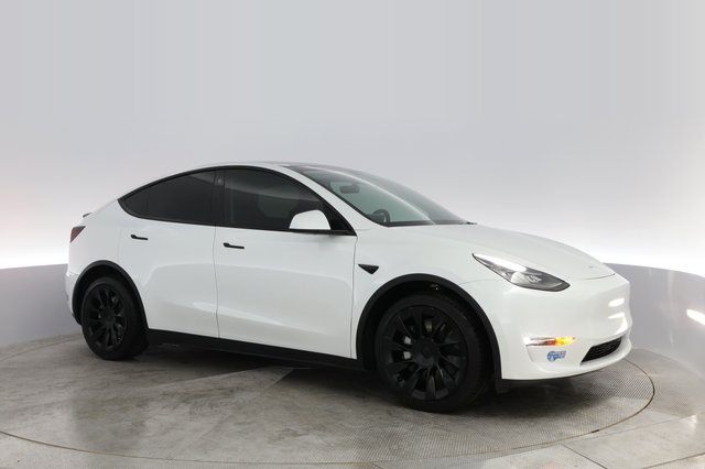 2021 Tesla Model Y — photo 8 of 34