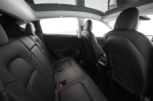 2021 Tesla Model Y — photo 4 of 34