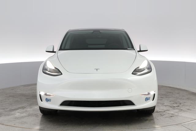 2021 Tesla Model Y — photo 6 of 34