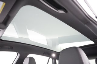 2021 Volkswagen ID.4 — photo 24 of 32