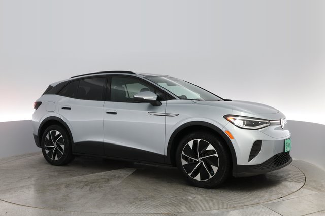 2021 Volkswagen ID.4 — photo 8 of 32