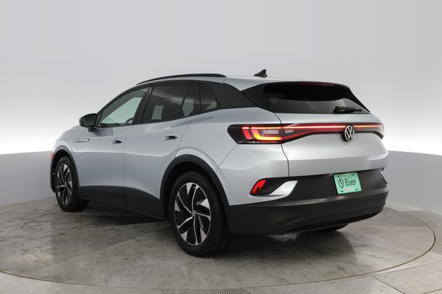 2021 Volkswagen ID.4 — photo 11 of 32