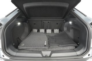 2021 Volkswagen ID.4 — photo 21 of 32