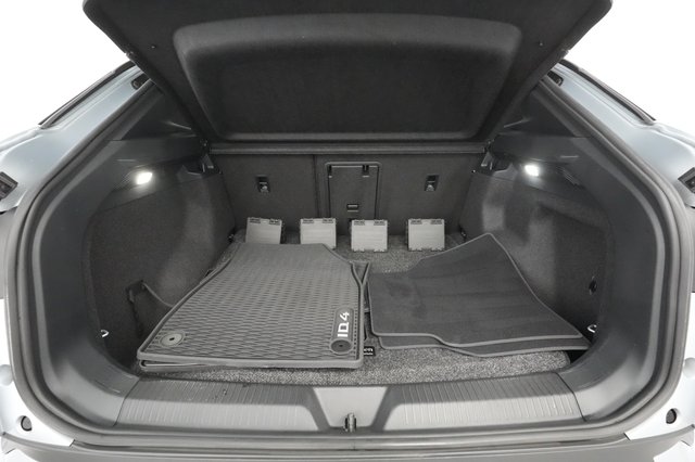 2021 Volkswagen ID.4 — photo 21 of 32