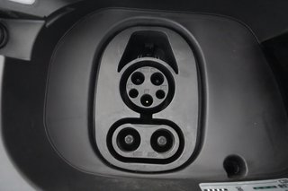 2021 Volkswagen ID.4 — photo 23 of 32