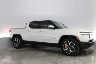 2022 Rivian R1T — photo 7 of 27