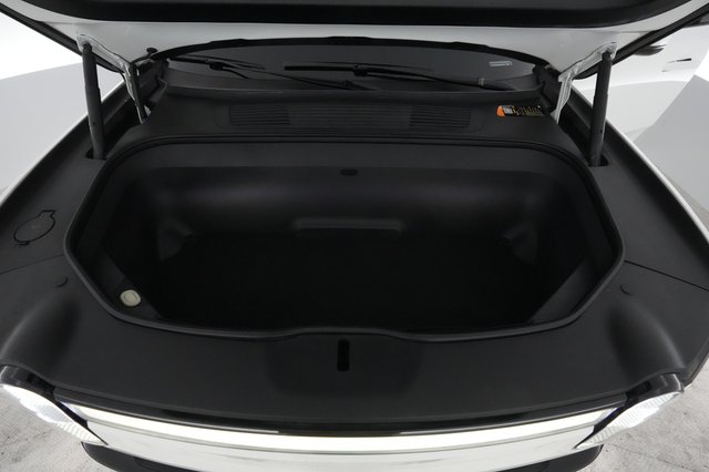 2022 Rivian R1T — photo 21 of 27