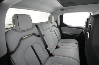 2022 Rivian R1T — photo 3 of 27