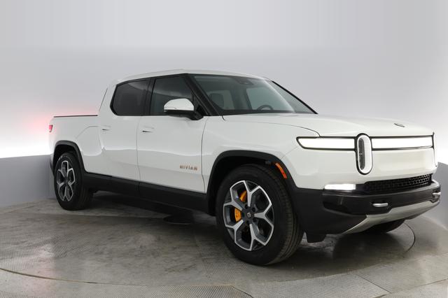 2022 Rivian R1T — photo 6 of 27