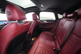 2022 BMW i4 — photo 10 of 21