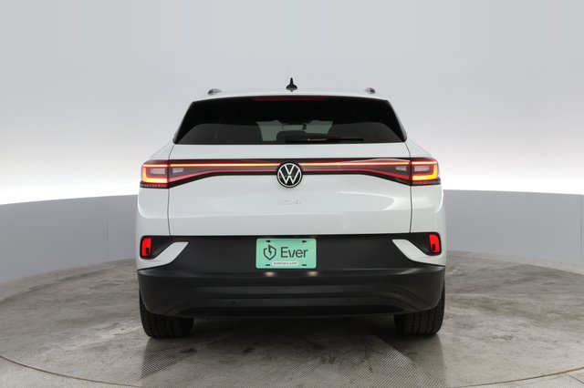 2021 Volkswagen ID.4 — photo 8 of 22