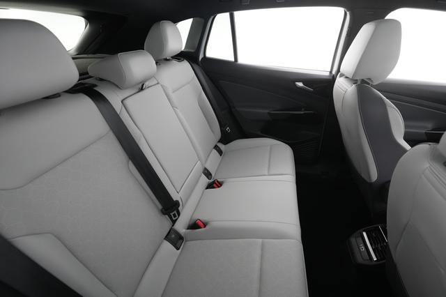 2021 Volkswagen ID.4 — photo 3 of 22