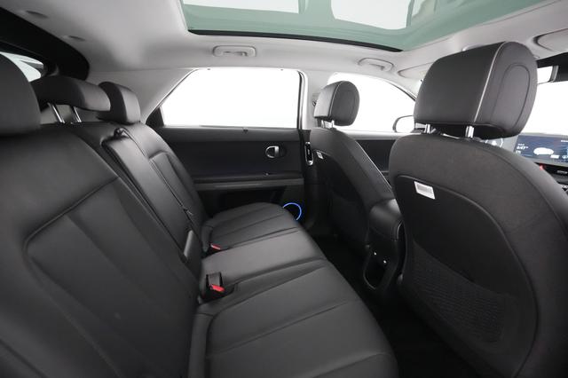2024 Hyundai IONIQ 5 — photo 4 of 36
