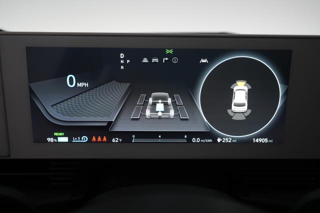 2024 Hyundai IONIQ 5 — photo 5 of 36
