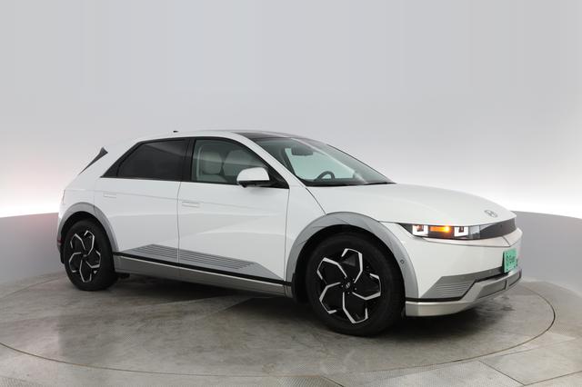 2024 Hyundai IONIQ 5 — photo 8 of 30