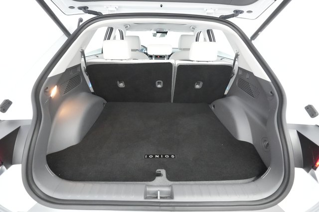 2024 Hyundai IONIQ 5 — photo 21 of 30