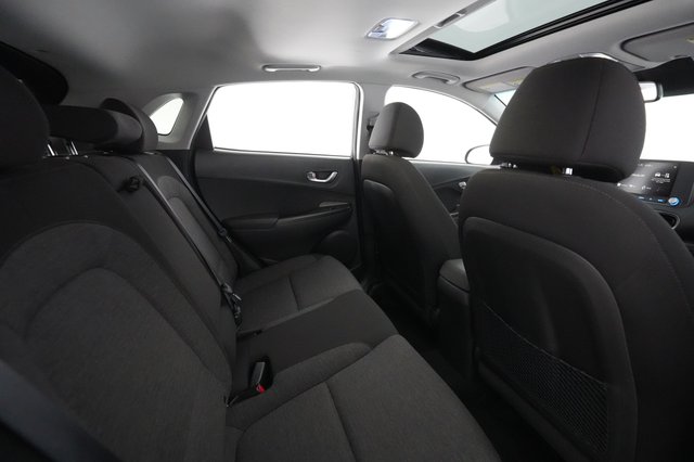 2022 Hyundai Kona — photo 3 of 32