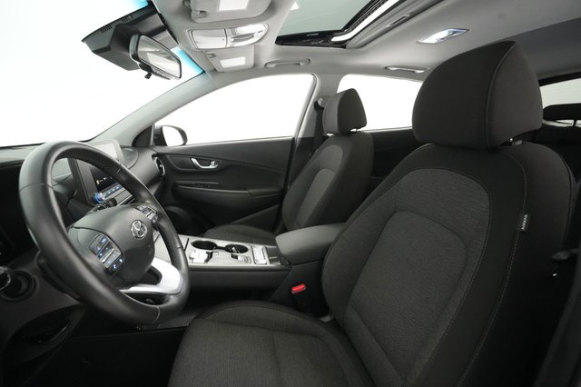 2022 Hyundai Kona — photo 17 of 32