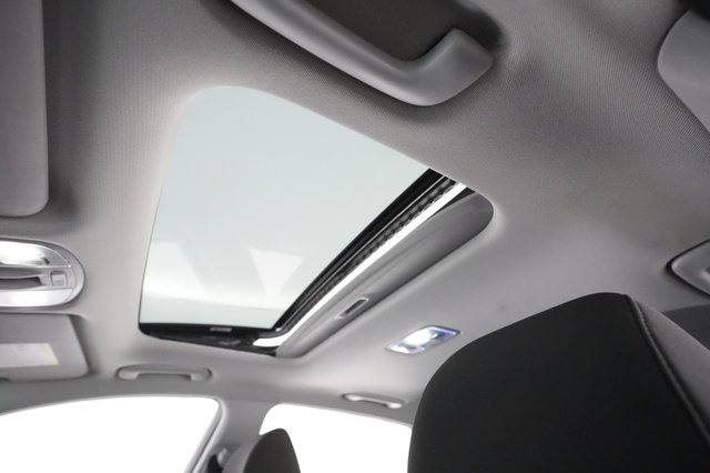 2022 Hyundai Kona — photo 22 of 32